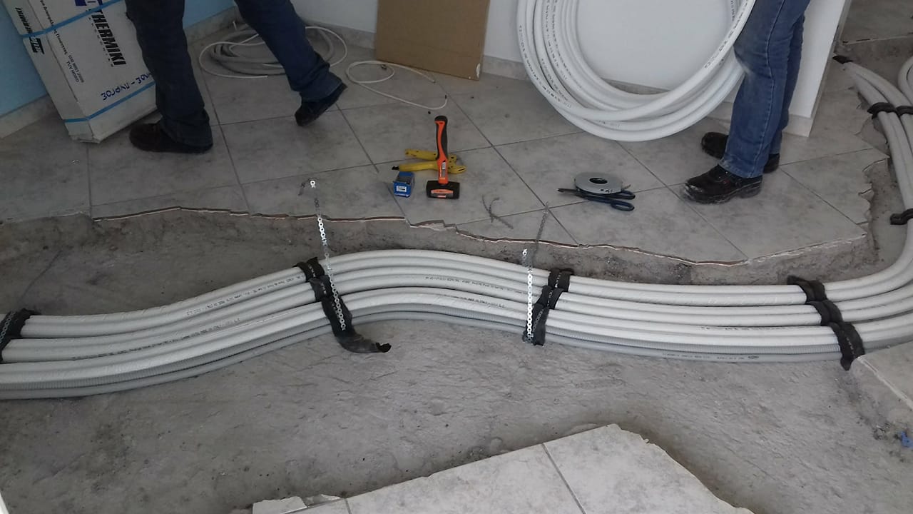 28696171_10214516170314693_485412846_o